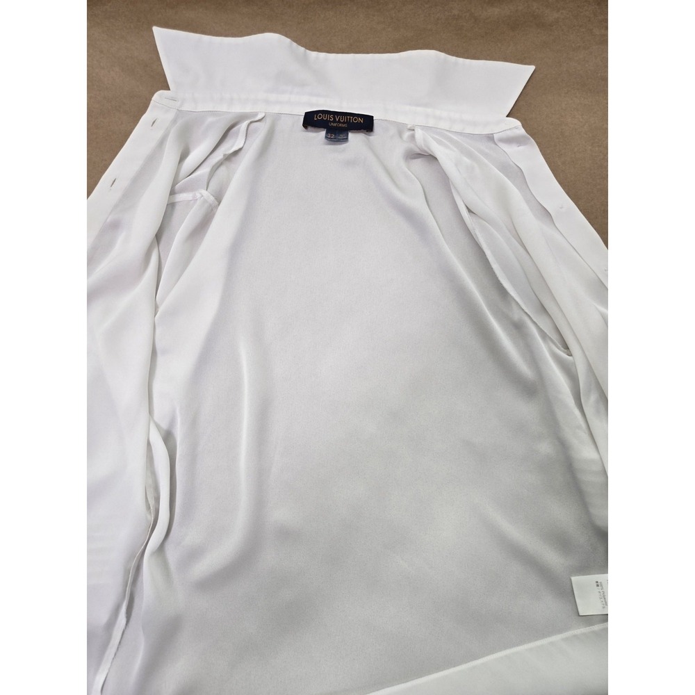 Louis Vuitton Uniform Women's Pleated L/S Button Down Blouse Ivory Size 32 - Picture 16 of 16